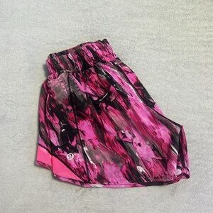 Lululemon hottie hot shorts, size 2, 4 inch inseam, multi color